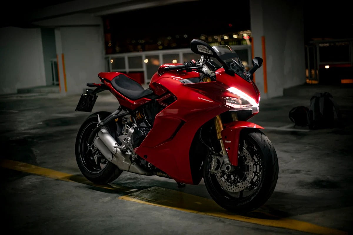 Motorcycle Helmet Safety Standards: DOT vs ECE vs SNELL